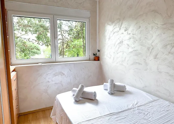 Nikki's * Podgoriçe