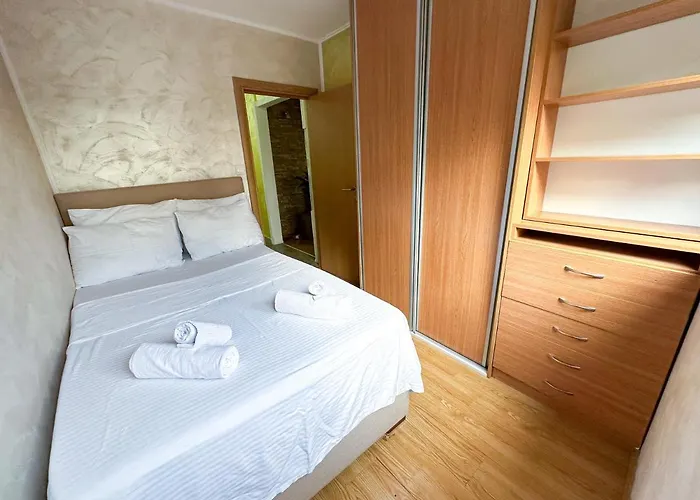 Nikki's * Podgoriçe